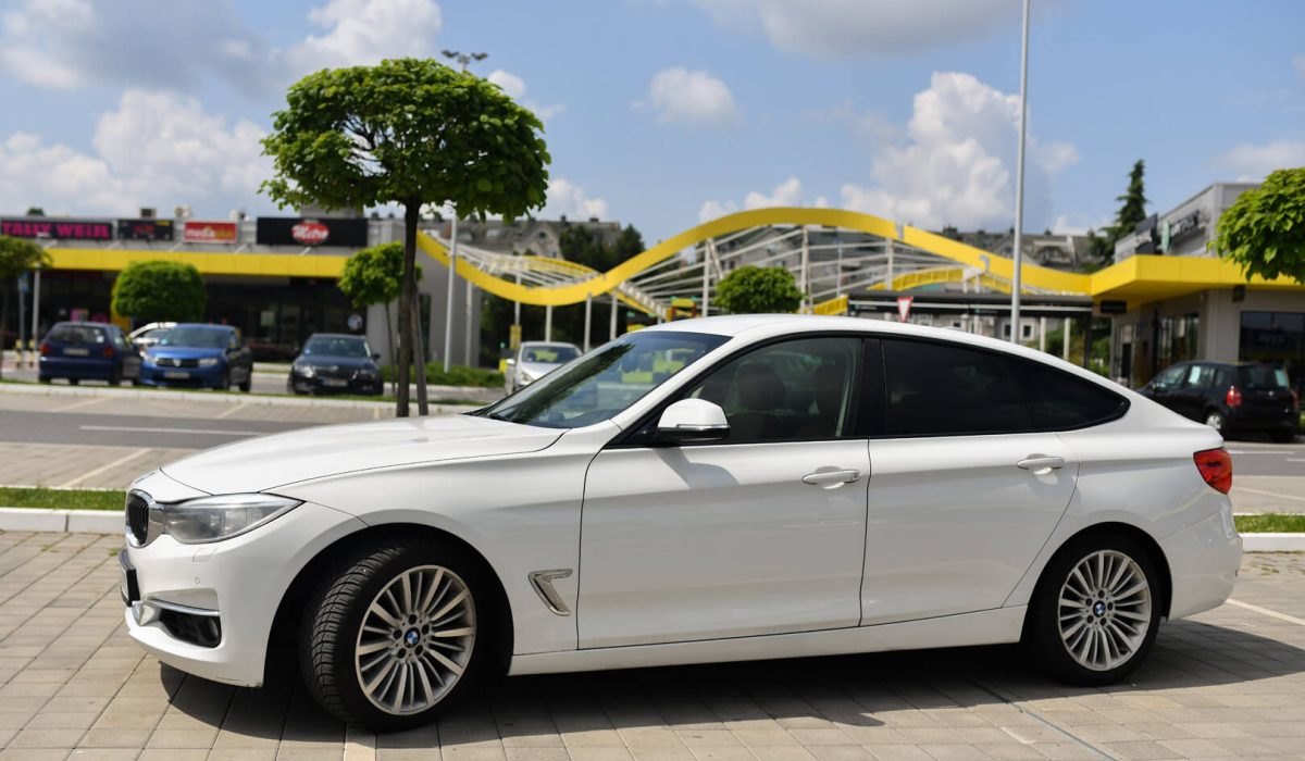 Bmw 3 GT Beli 2